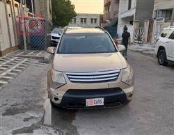 سوزوكي XL7